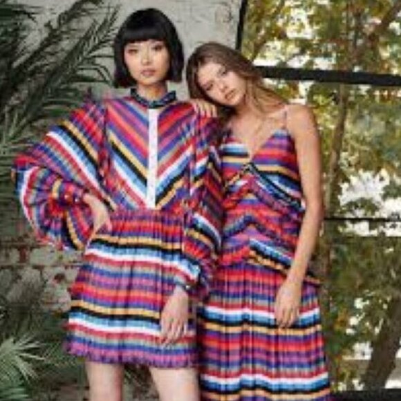 Elliatt Sodality High Neck Striped Blouson Sleeve Mini Dress Red Multi - Picture 1 of 10